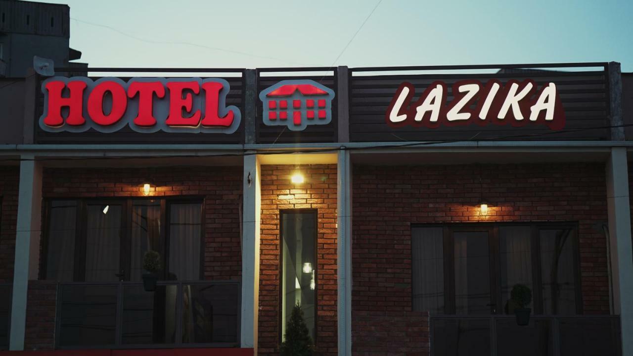 Lazika Hotel Zugdidi Kültér fotó